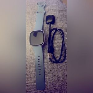 Fitbit versa 4